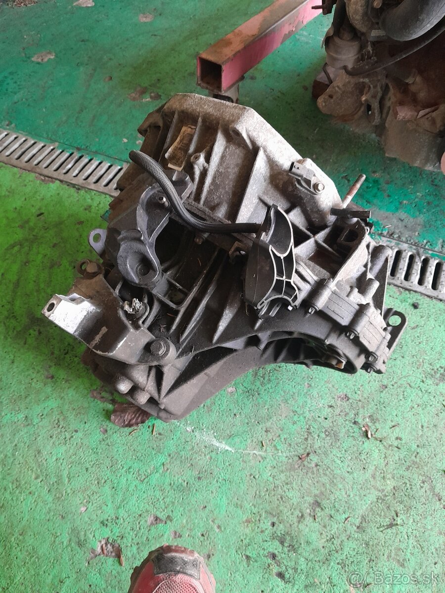 Renault grand scenic 1.5 Dci r.v 2013 - 8