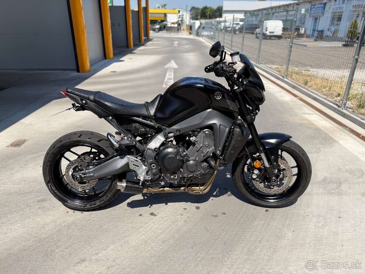 Yamaha MT09 - 8