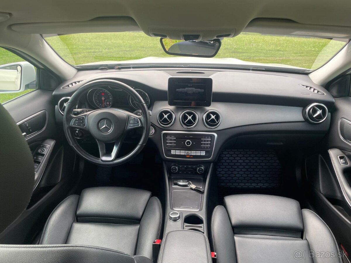 Mercedes GLA 180 AKCIA - 8