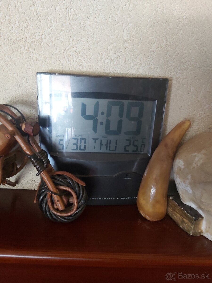 Rôzne staré hodiny - 8