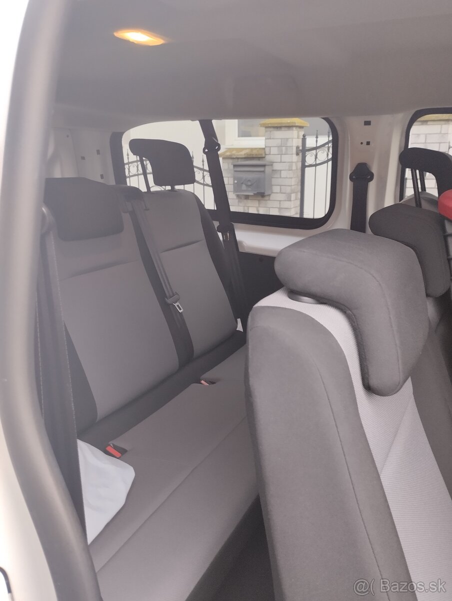 Citroen Jumpy Combi Comfort XL BlueHDi 150, biela - 8