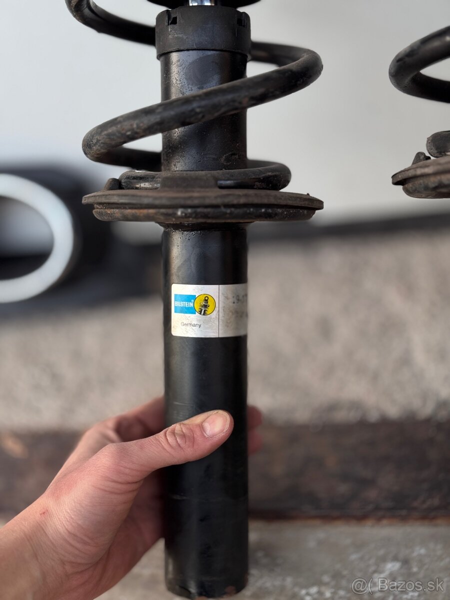 Audi A4 B8 náhradné diely - 8