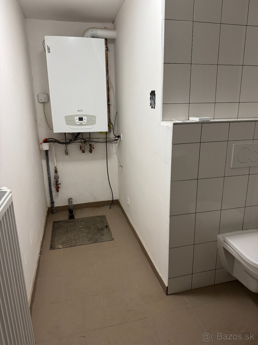 Murovaný skladový priestor - 8