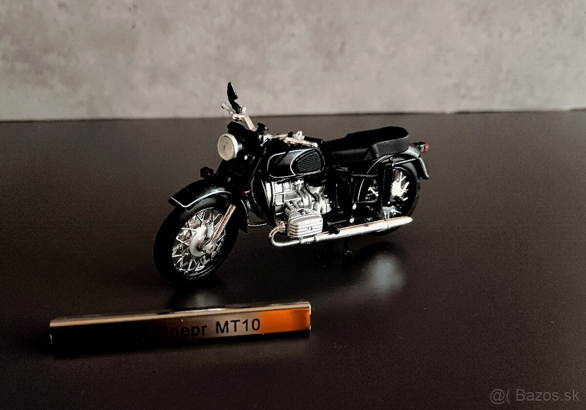 Modely 1:24 - 8
