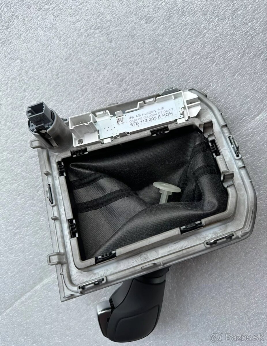 VW TOURAN start stop dsg radiaca paka LED podsvietenie - 8