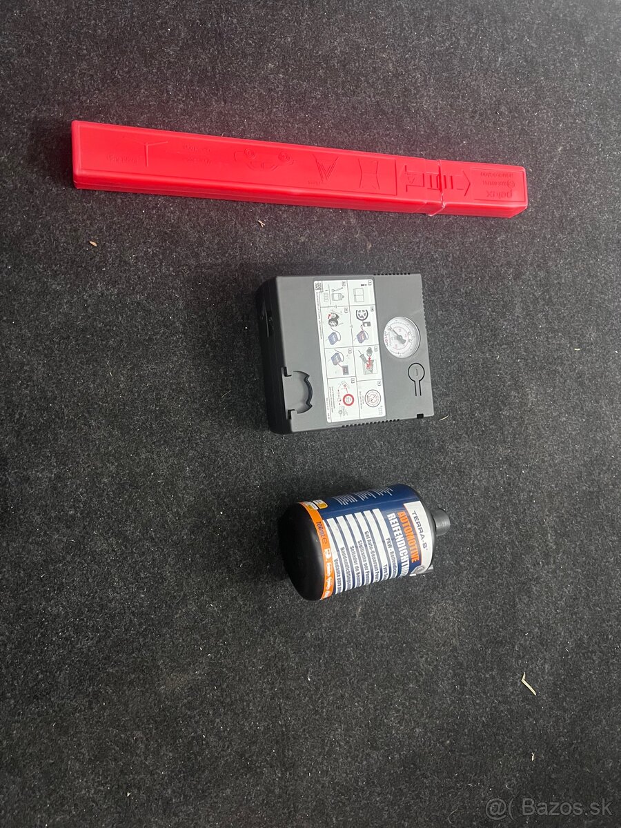 Škoda Octavia 3 combi 85kw Rozpredam na náhradné diely - 8