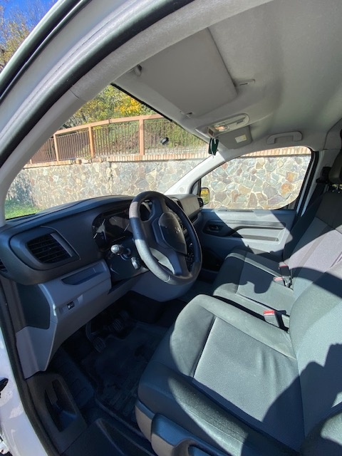 Predám Peugeot Expert 2.0 HDi – spoľahlivá dodávka - 8