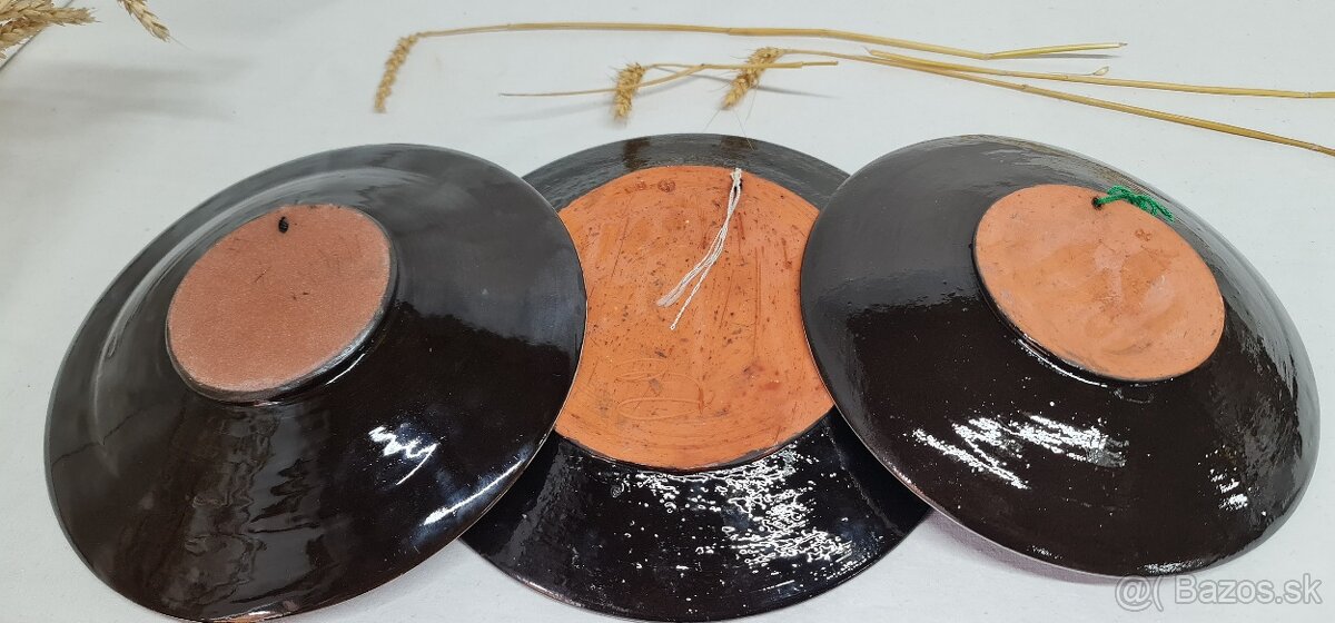 Závesné taniere Pozdišovská keramika 🌷 - 8