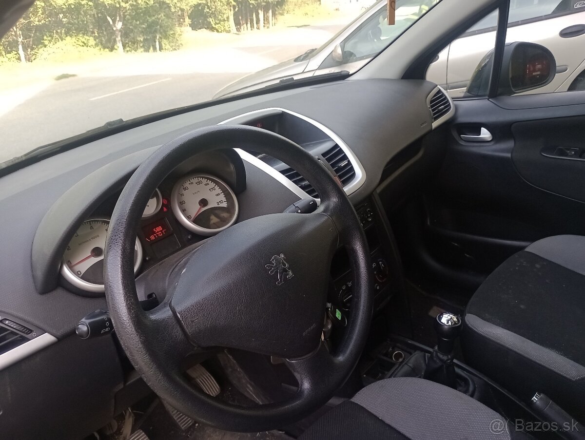 Peugeot 207 1.4i benzín na diely - 8