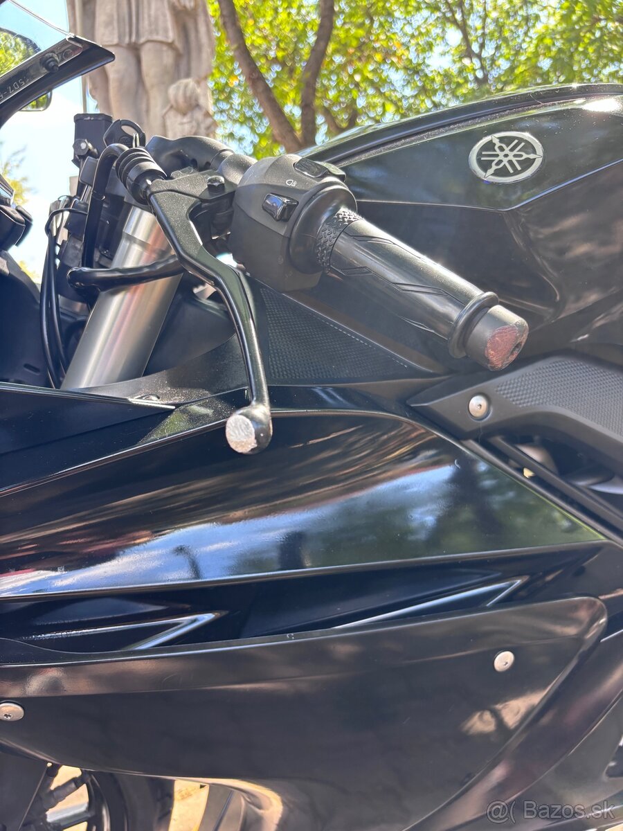 Yamaha YZF R-125 - 2014 - 8