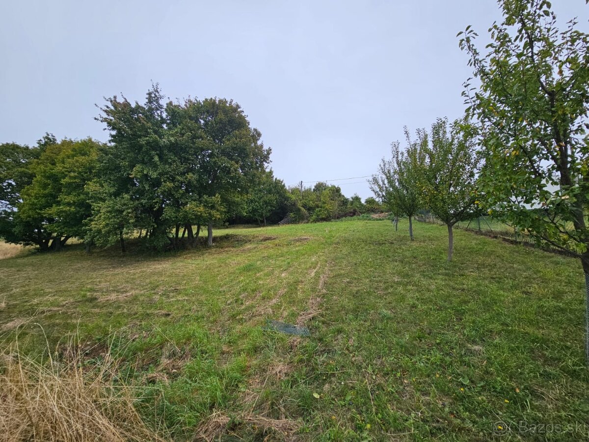 Stavebný pozemok 1 hod od BA; s výhľadom na Veľkú Javorinu. - 8