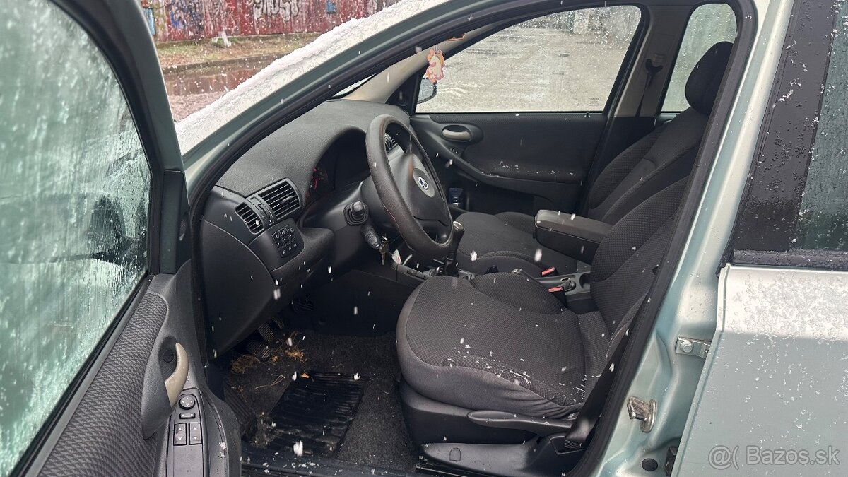Fiat stilo 1.9jtd 85kw 1.9 combi pojazdné - 8