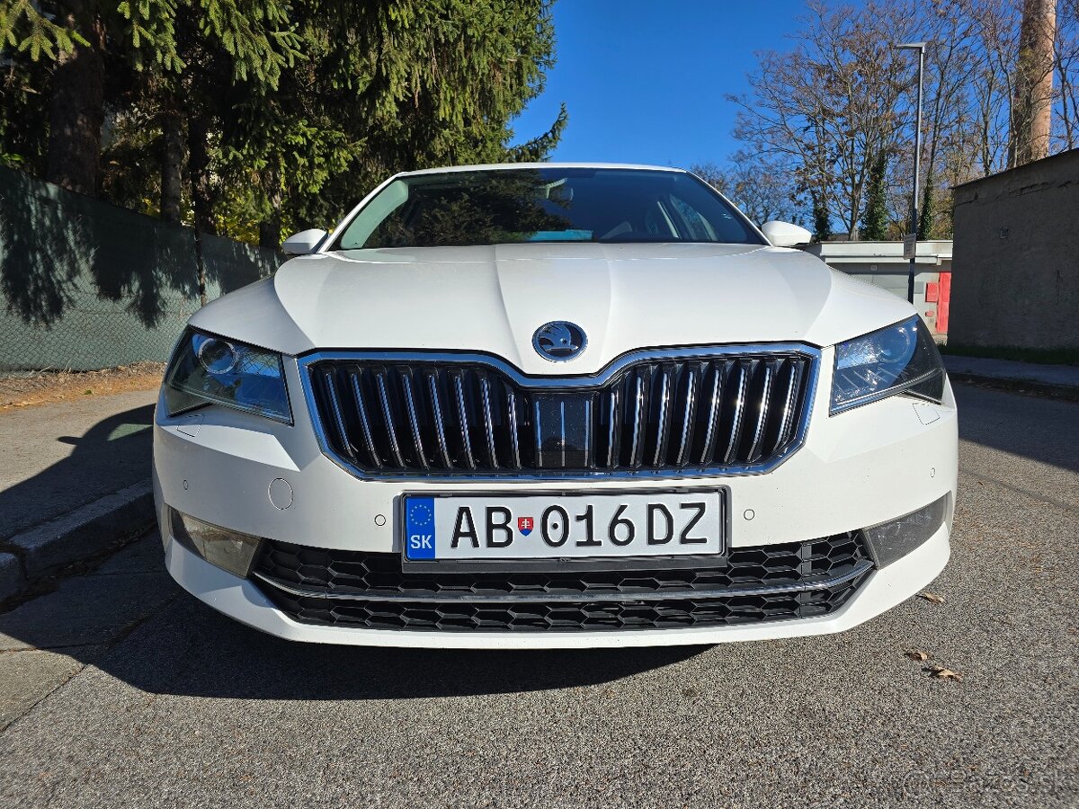 Škoda Superb 3 2.0 TSI 206 kw 4x4 DSG 2016 - 8