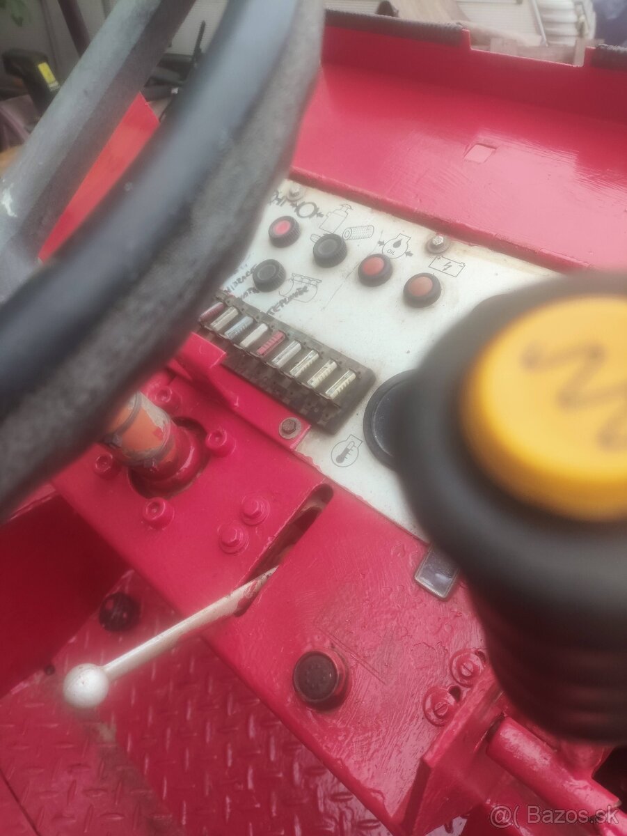 Vibračni valec HAMM - 8