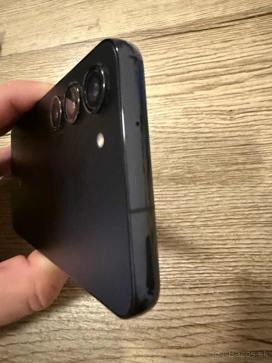 Predám Samsung Galaxy S23 - 8