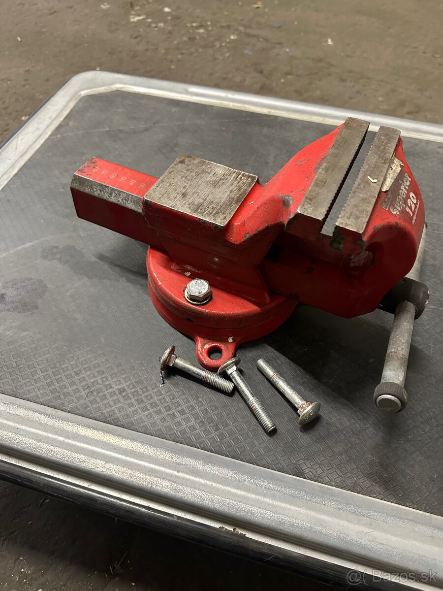 Zveráky-otočné 130€/kus - 8