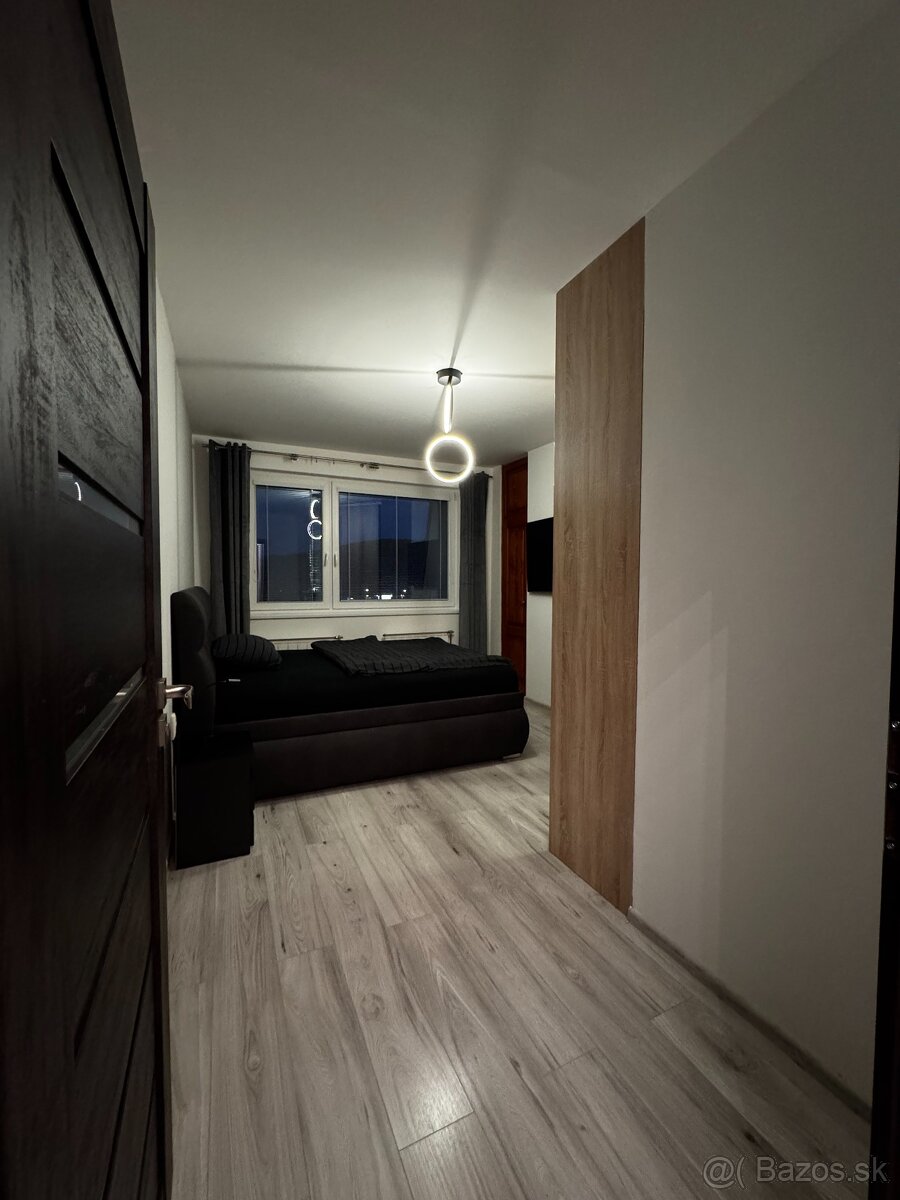 Byt v Žiline 3 izbový - 8