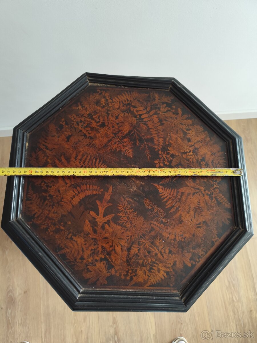 Starožitný drevený stolik - 8