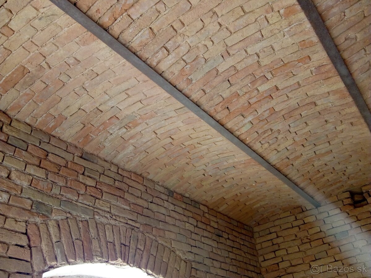 Pieskovanie kameňa, betónu a tehál - 8