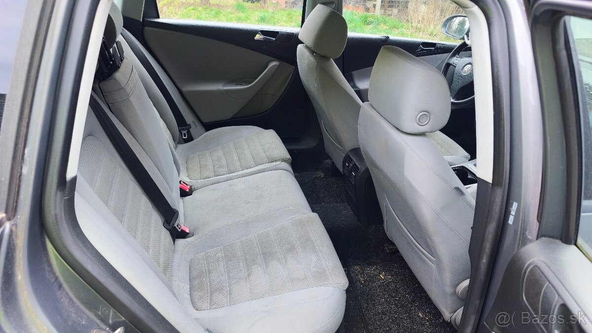 Volkswagen Passat B6 - 8