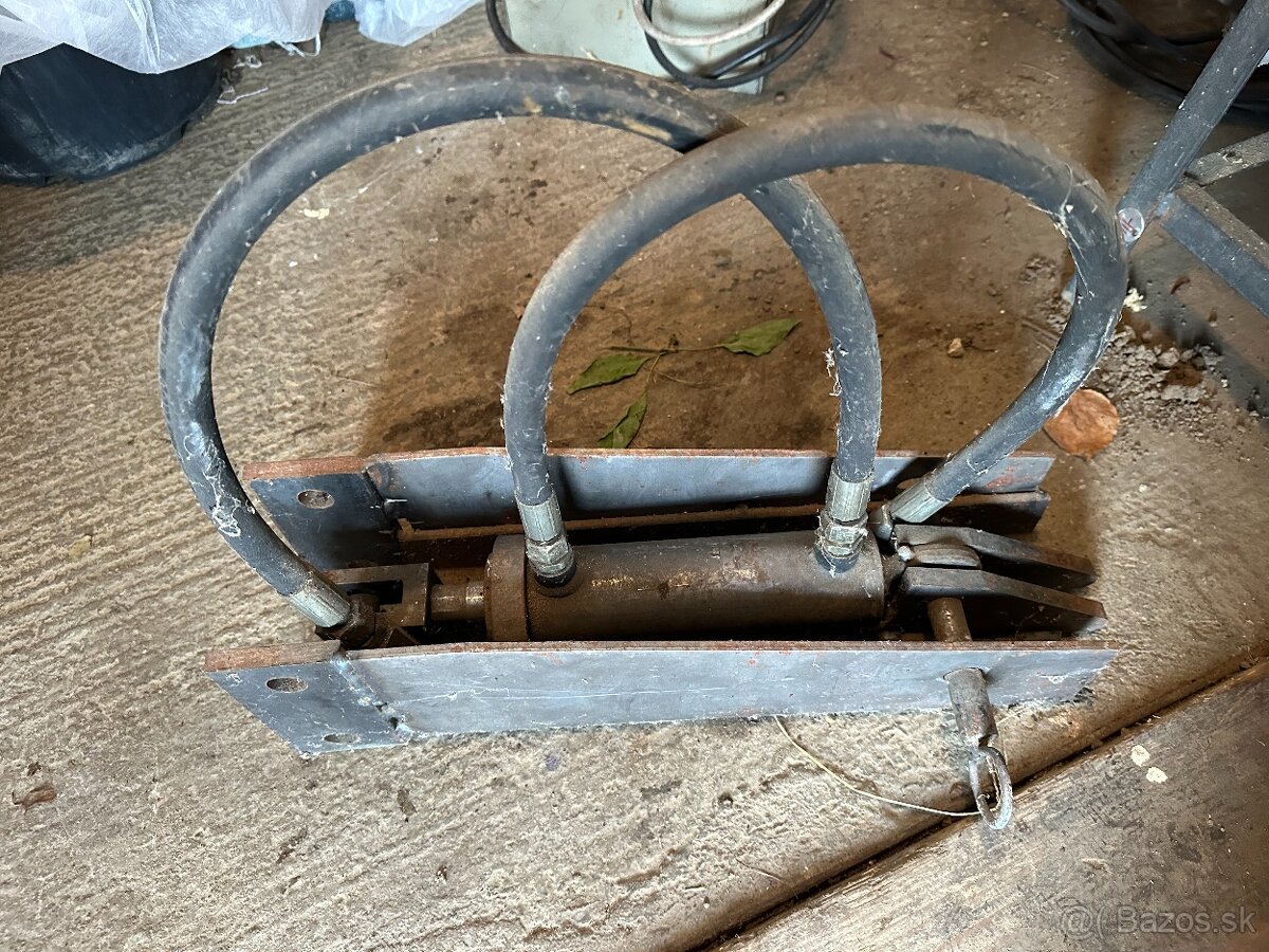 hydraulicka jednotka + 2x hydraulicky valec - 8
