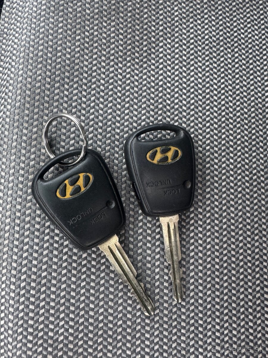 Hyundai i10 1.1 48,5kw - 8