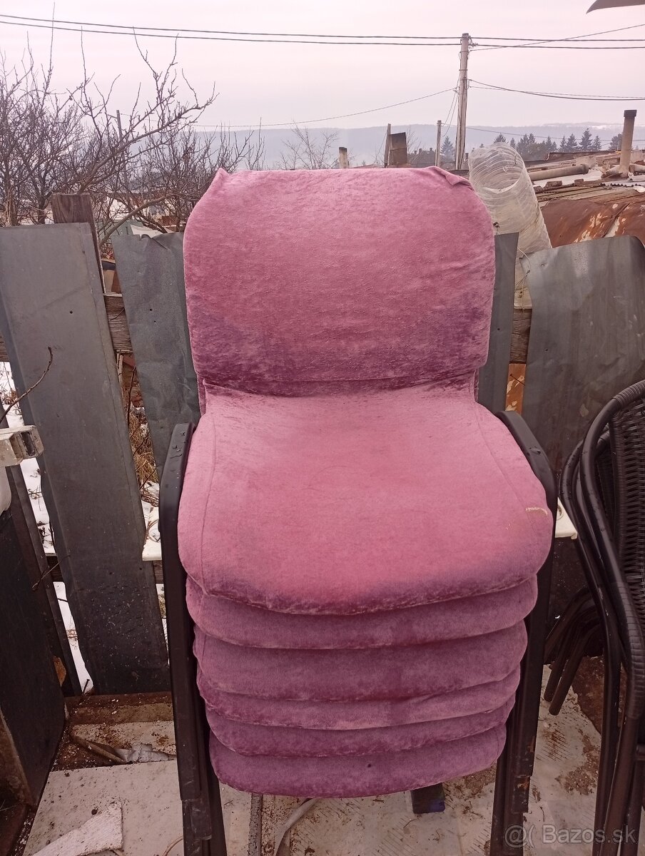 Rohová lavica zo stolom - 8