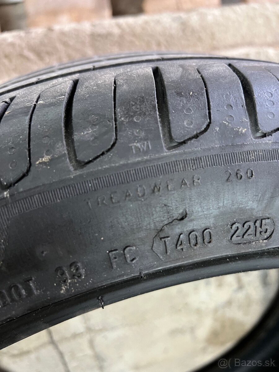 Letné gumy 235/40 R19 96W - 8