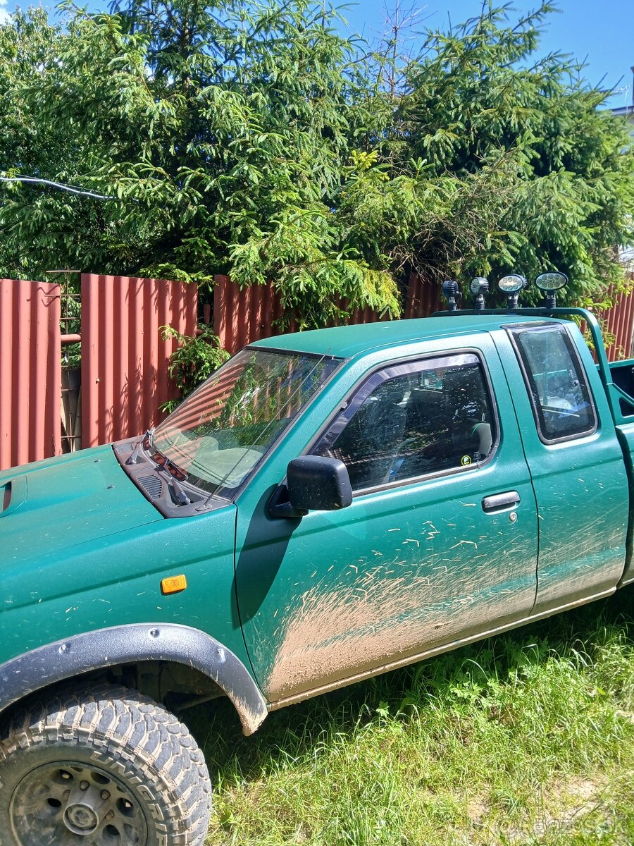 Nissan 2.5 D - 8