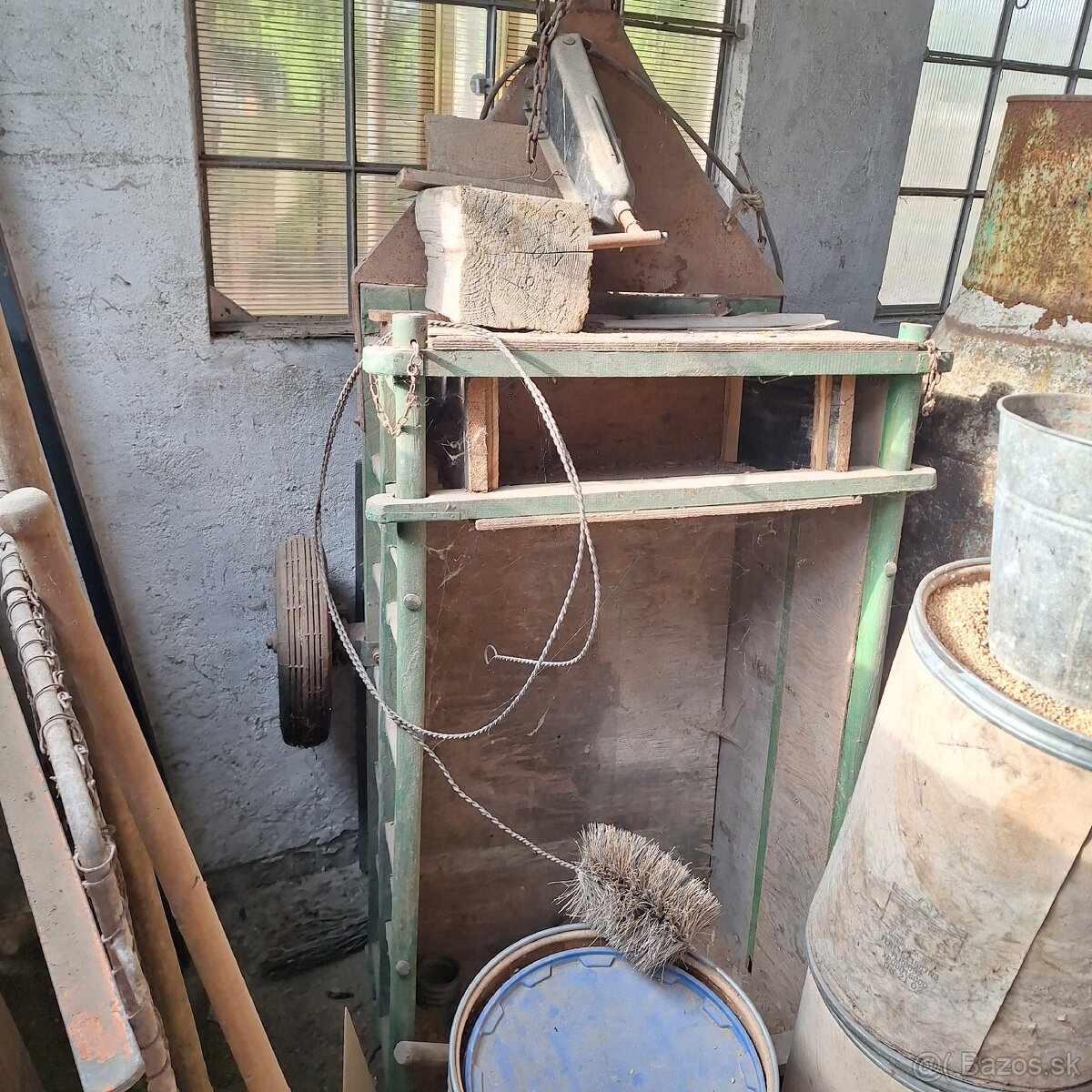 Bruska.demag .zeriav. Nožnice na roksor - 8