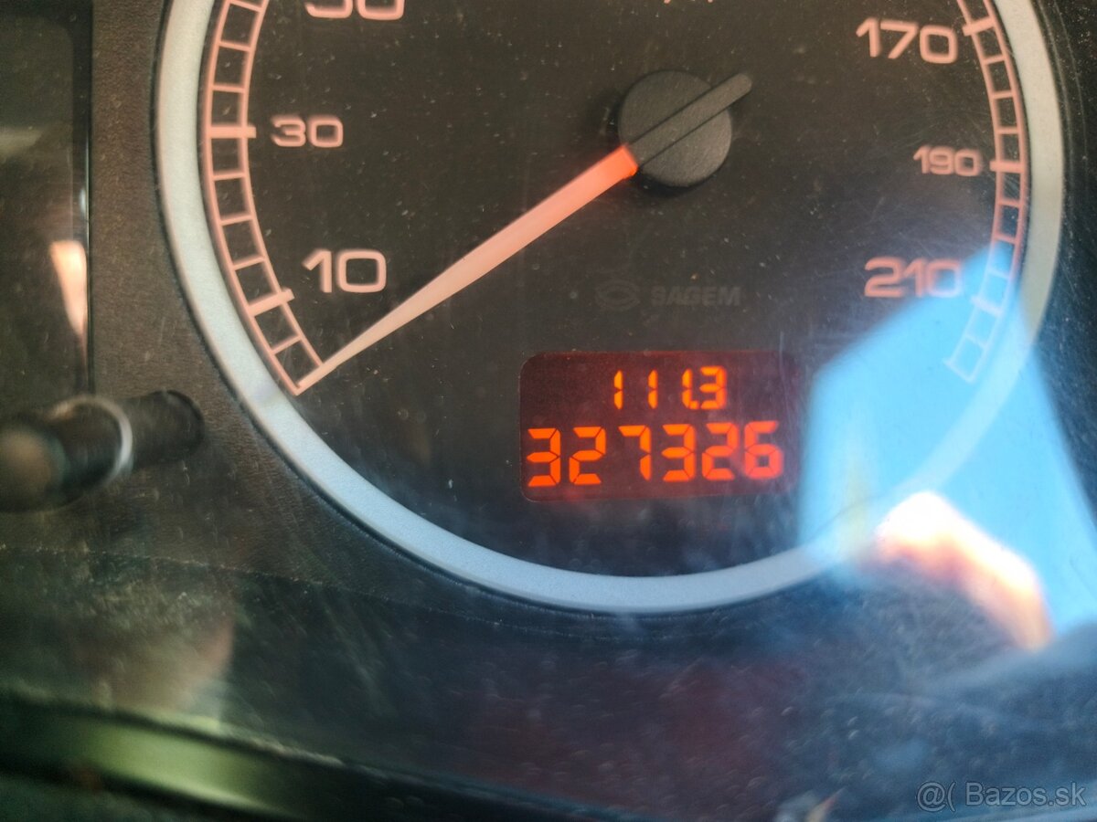 Peugeot 307 - 8
