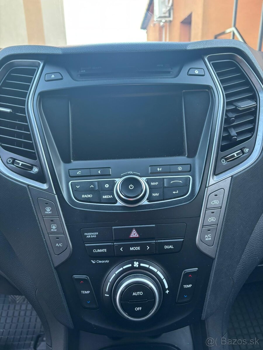 Hyundai Santa Fe - 8