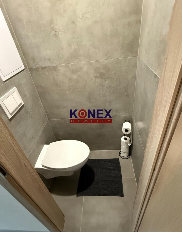 Zrenovovaný 3-izbový byt Čierna nad Tisou - 8