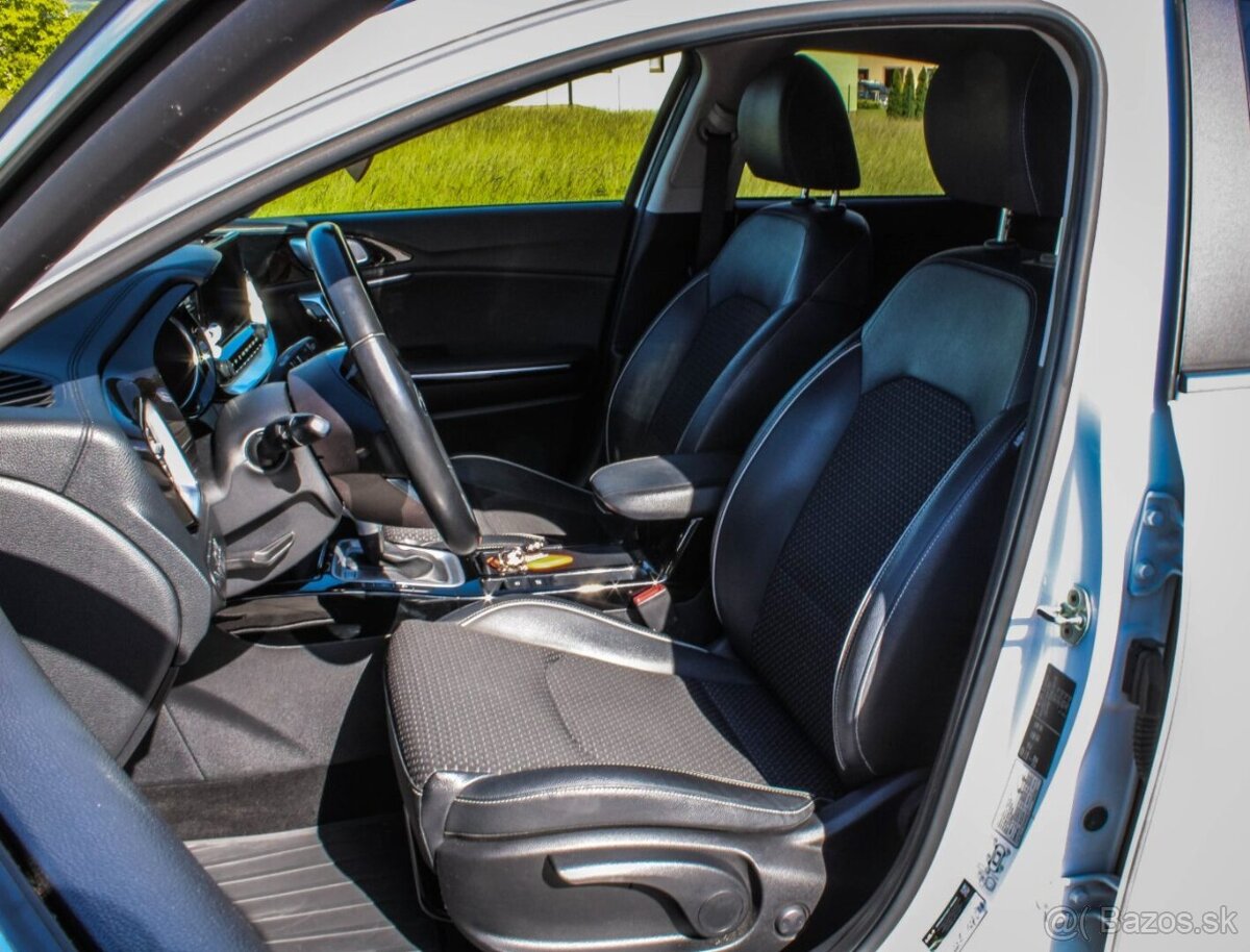 Kia XCeed 1.5 T-GDi Silver A/T - 8