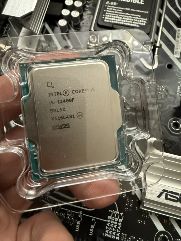 Nový PC Intel i5 12400F 16G 1TB SSD RTX 3080 10G WIFI BT WIN - 8