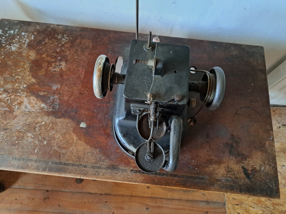 Predám šijacie kožušnícke stroje - 8