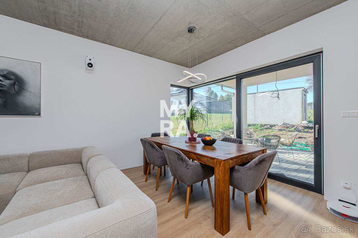 PRENÁJOM / zariadený 5-izbový rodinný dom / Podhorany - 8