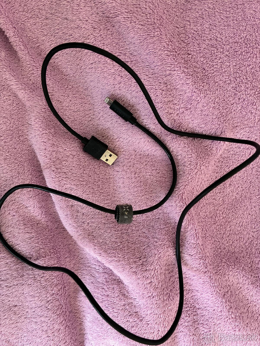 Predám viaceré nabíjačky, káble atď. - 8