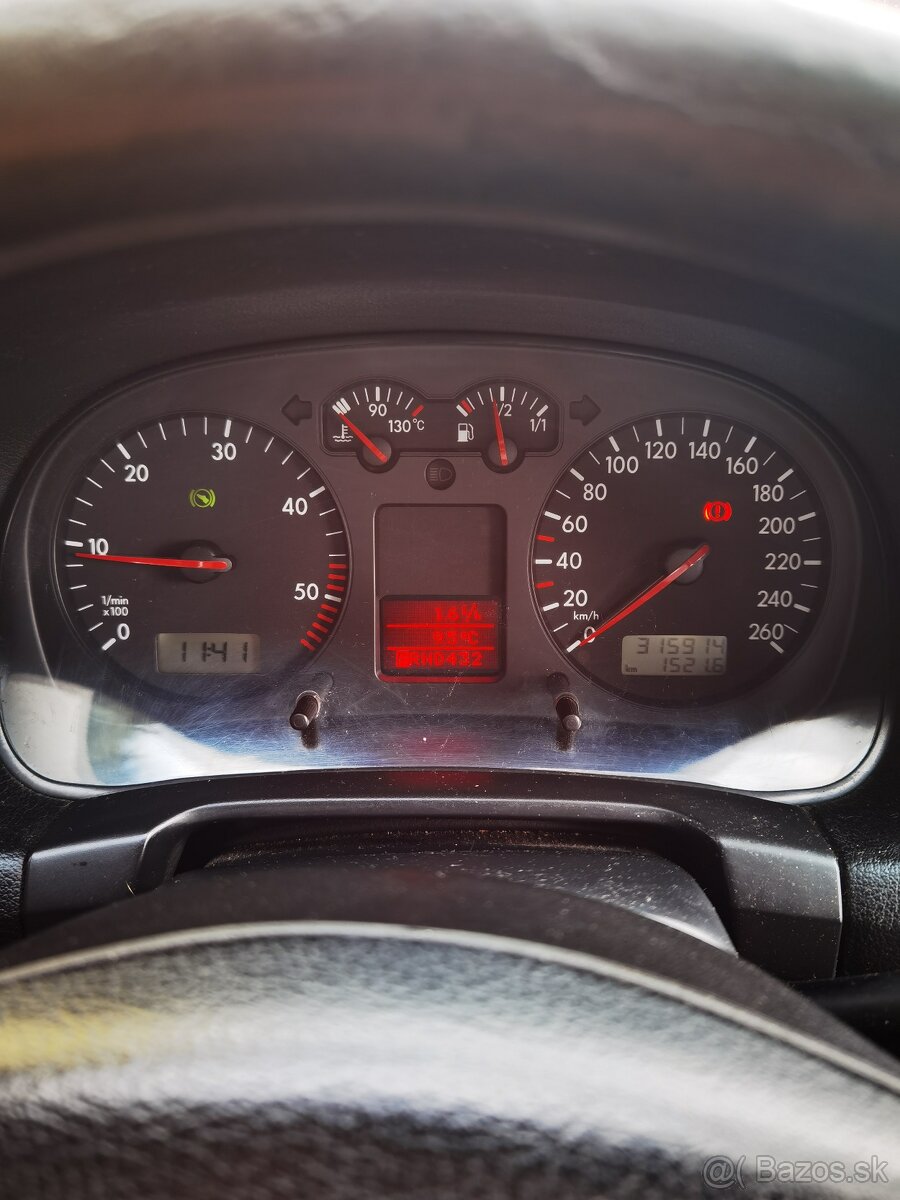 Volkswagen Bora 1.9 TDI - 8