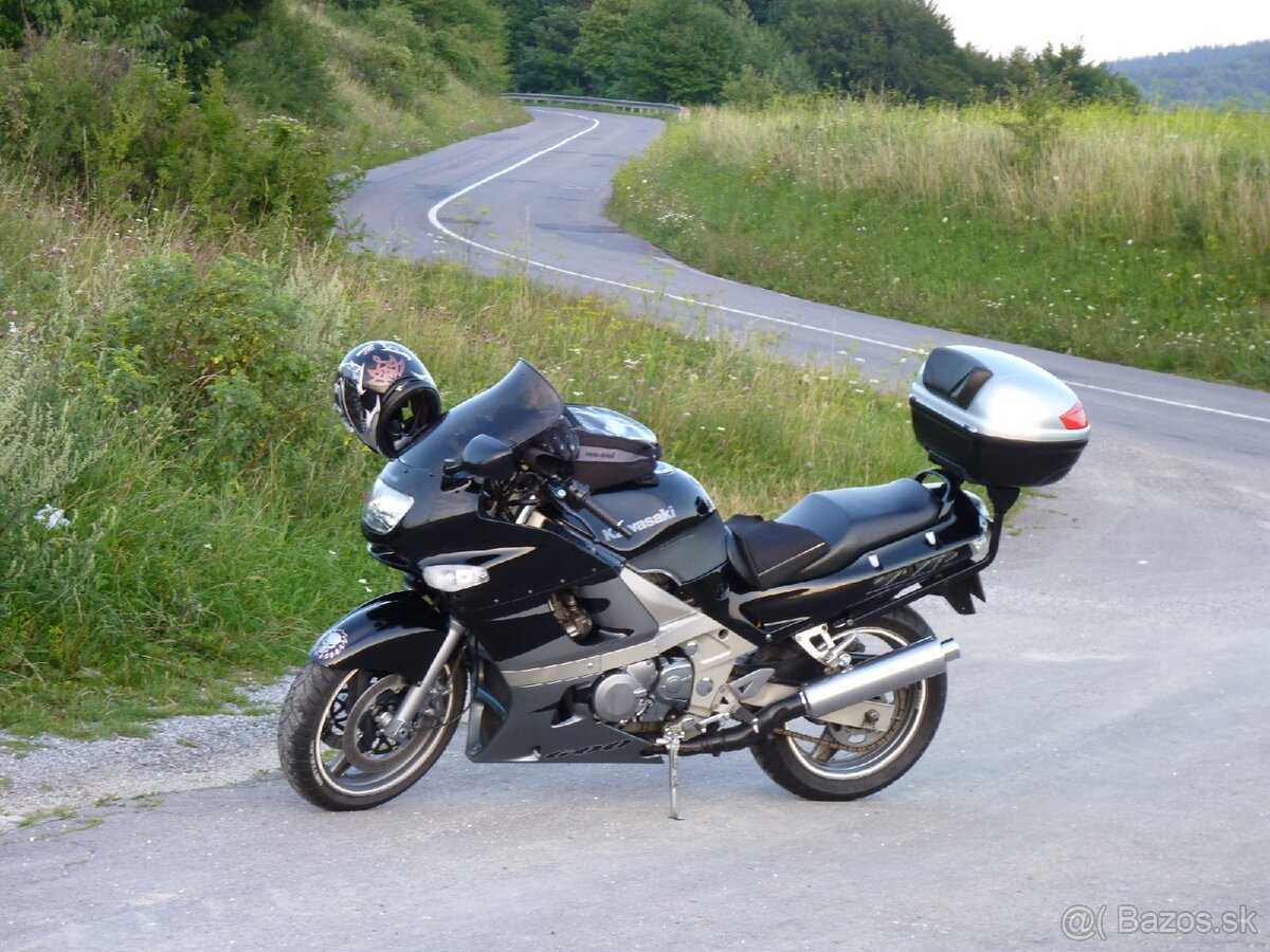 Kawasaki ZZR -600 - 8
