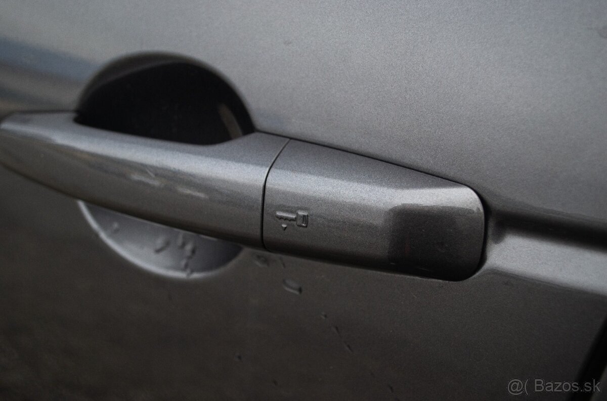 Land Rover Discovery Sport 2.0L TD4 SE AT - 8