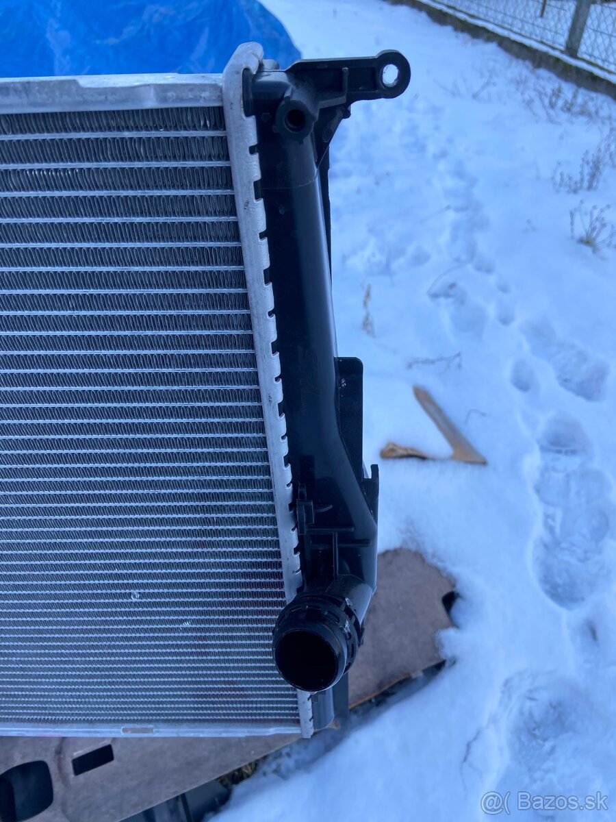 Rozpredam lacno bmw e91 318i - 8