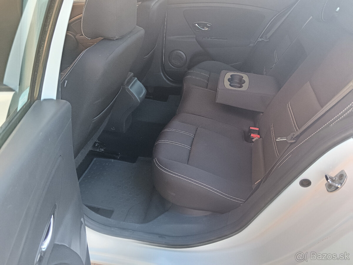 Renault fluence - 8