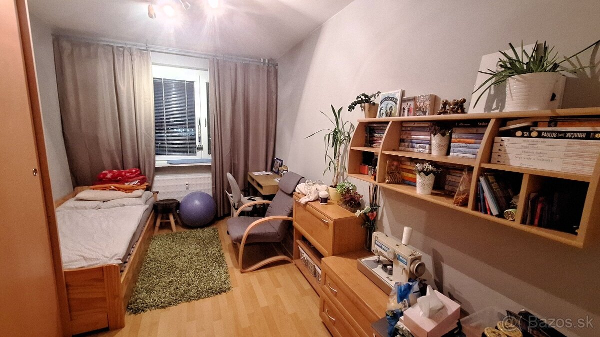 Krásny 3 izbový byt na Západe, kompletne zariadený - 8