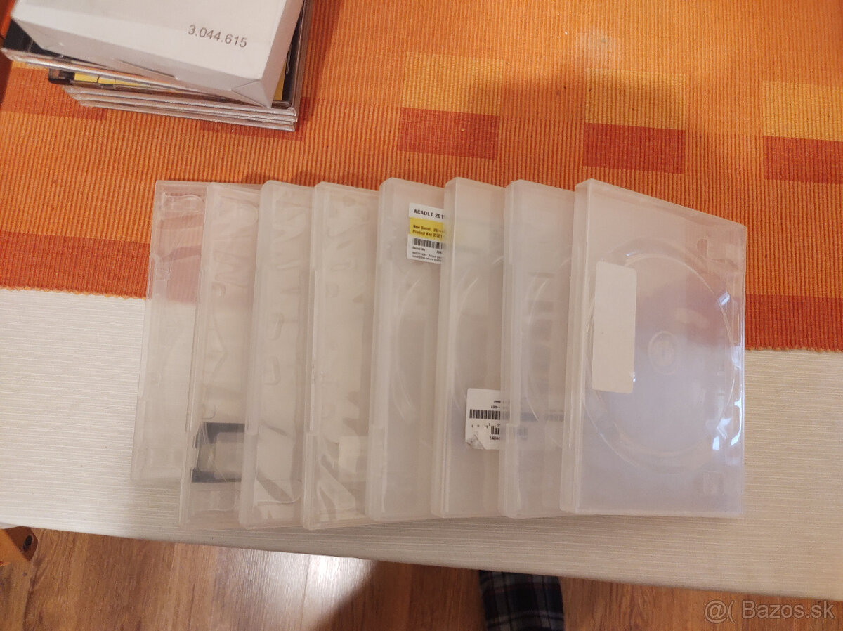 (14) CD, DVD a obaly - 8