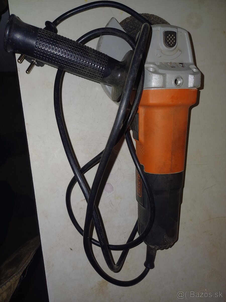 Uhlová brúska,Black+Decker. - 8