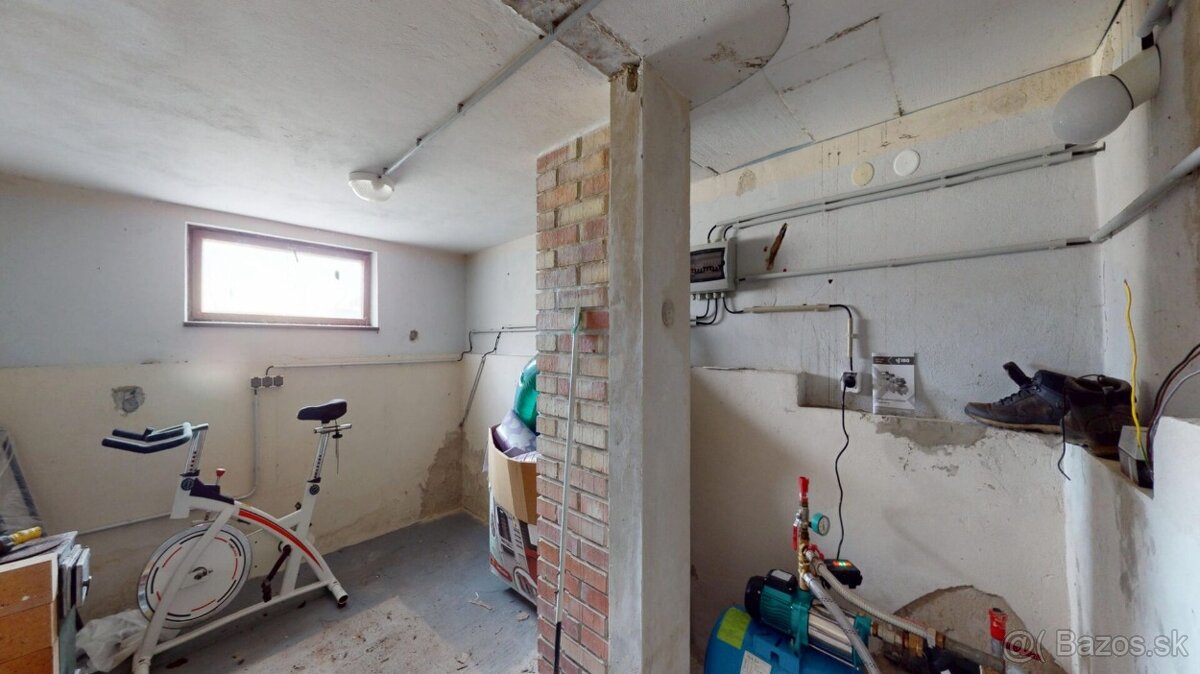 Chata so záhradou 360 m2 v Hamuliakove - 8