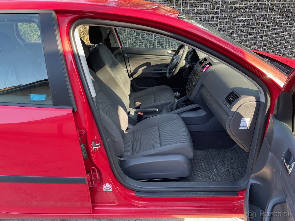 Golf V 1.4 55kw, najeto 139 tis km - 8