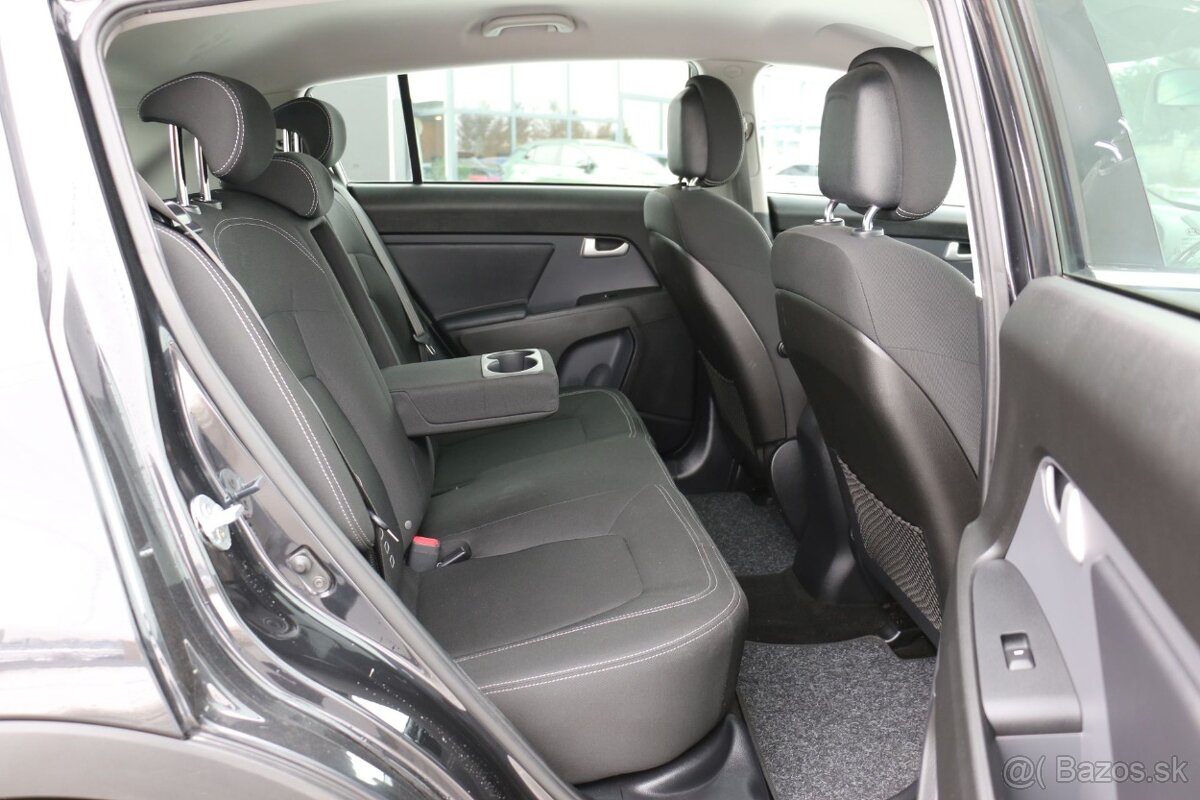 Kia Sportage 1.7 CRDi 2WD Gold - 8