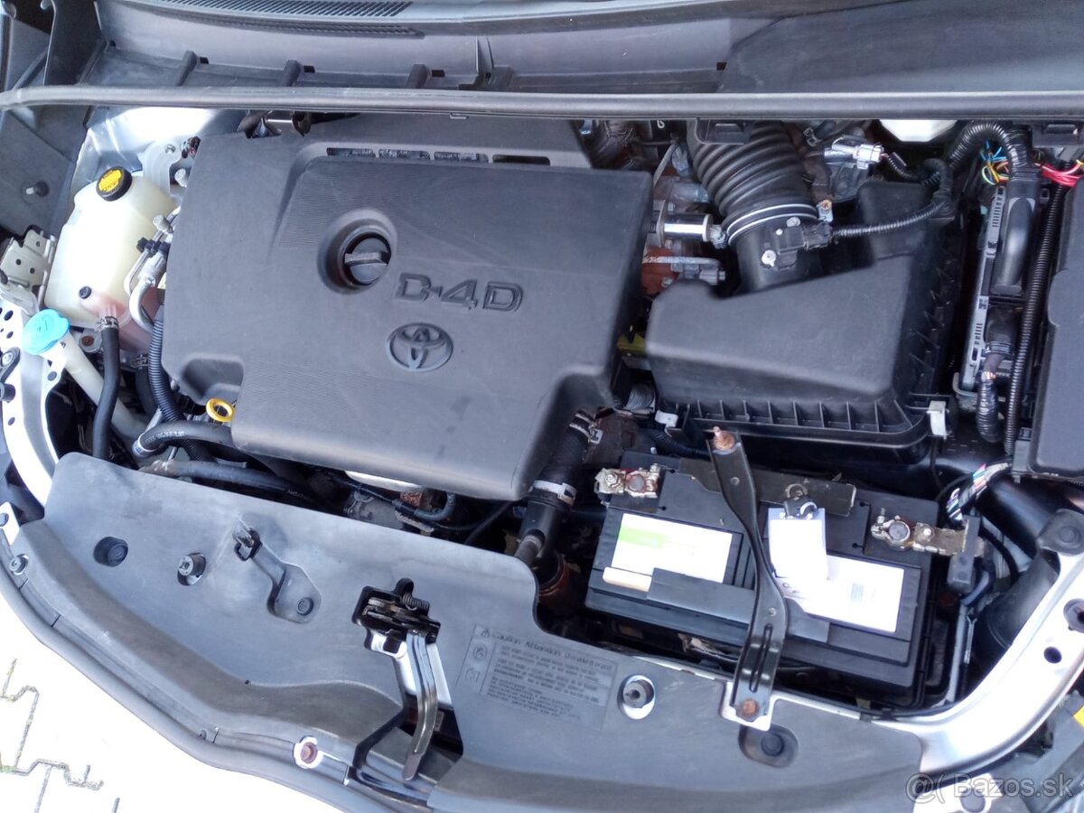 Toyota Verso D.4-D 91kW - 8